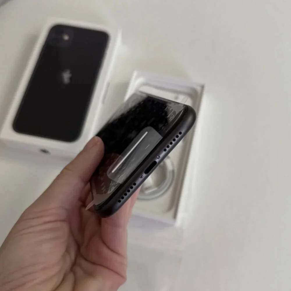 Apple iPhone 11